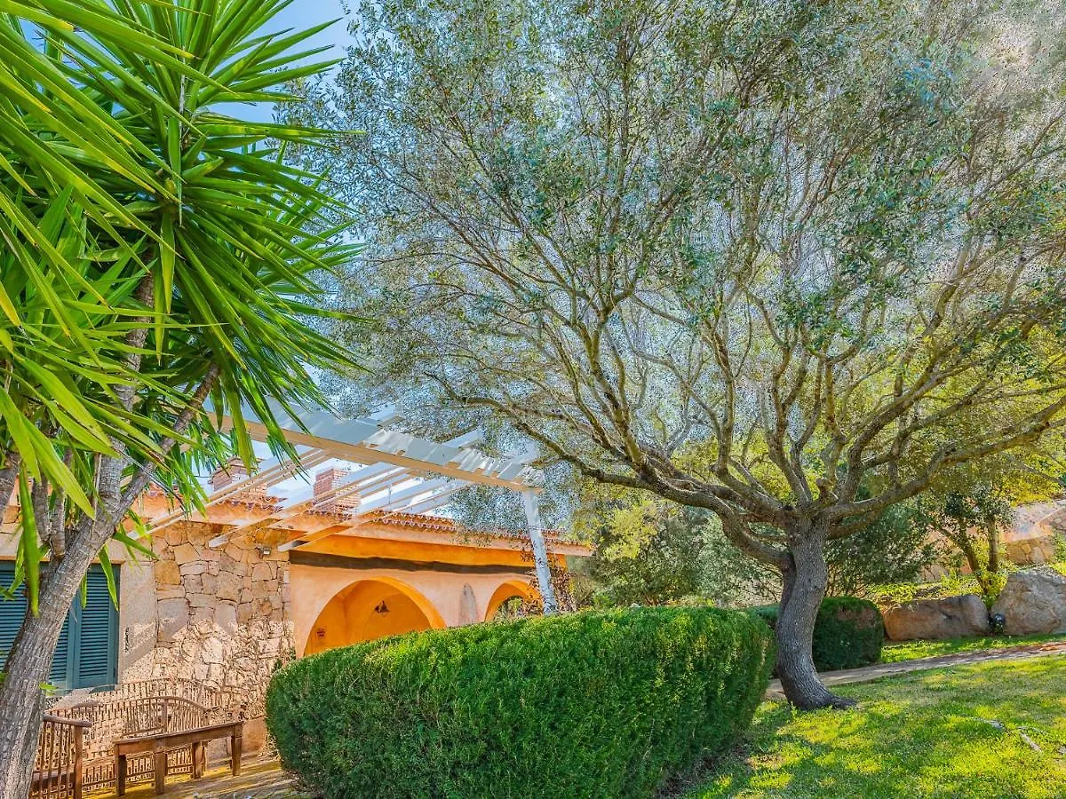 Sardinia Family Villas - Villa Elena With Salt Water Private Pool Arzachena